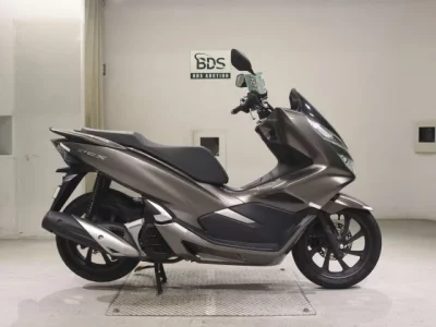 Honda PCX125-3