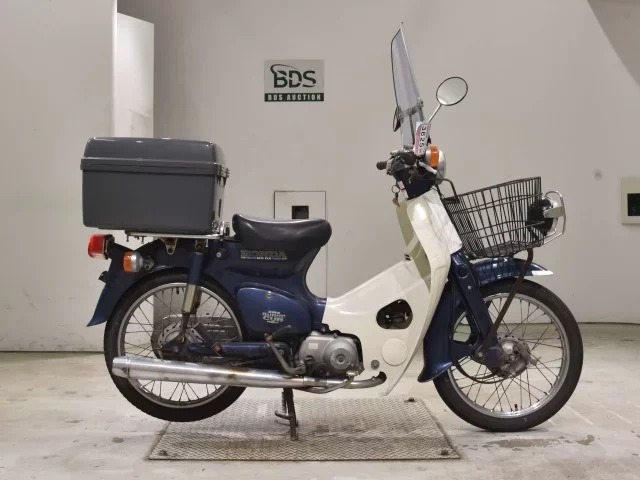 Honda C90