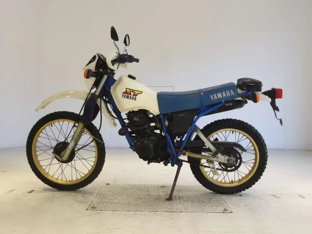 Yamaha XT200