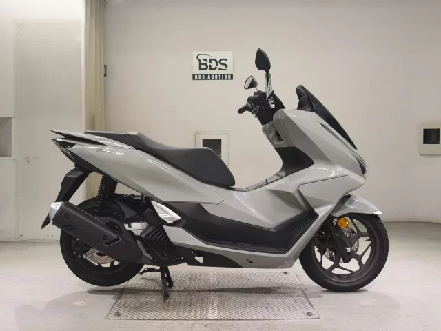 Honda PCX125-4