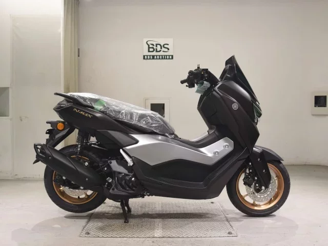 Yamaha NMAX155-3