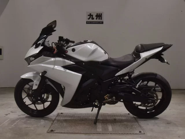 Yamaha YZF-R25A