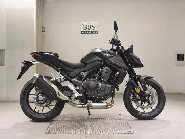 Honda CB750HORNET лот № 5135 оценка 8  с аукциона в Японии