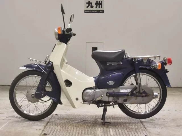 Honda C90
