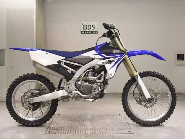 Yamaha YZ250F лот № 5028 оценка 4  с аукциона в Японии