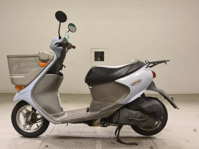Suzuki LET S4