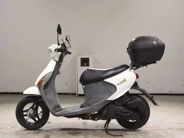 Suzuki LET S4