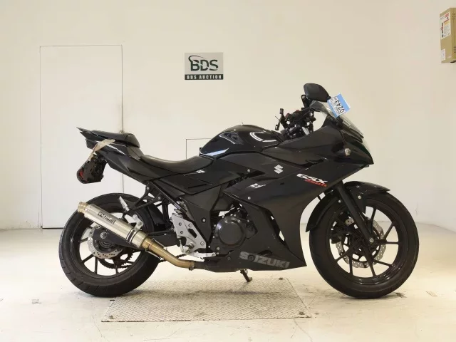 Suzuki GSX250R