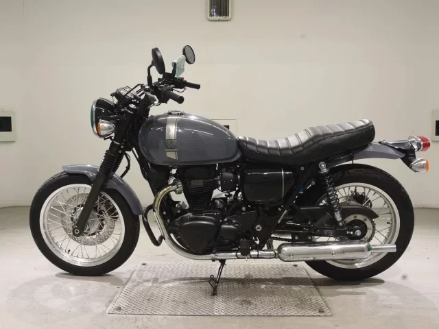 Kawasaki W800-2 STREET