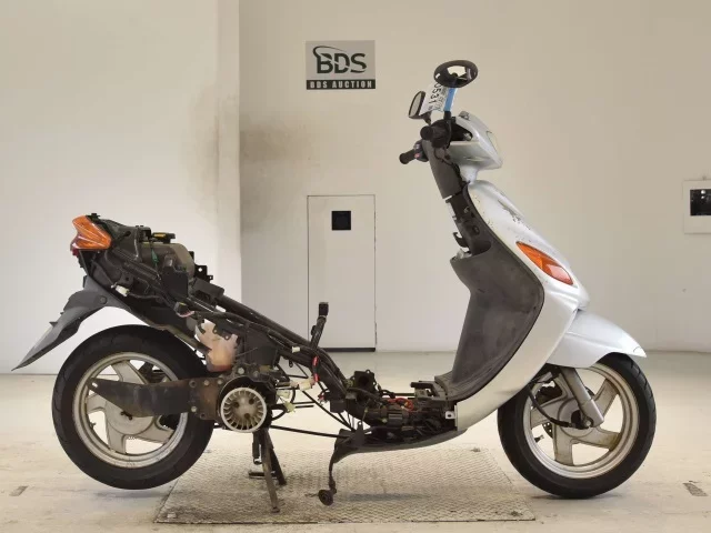 Yamaha AXIS100