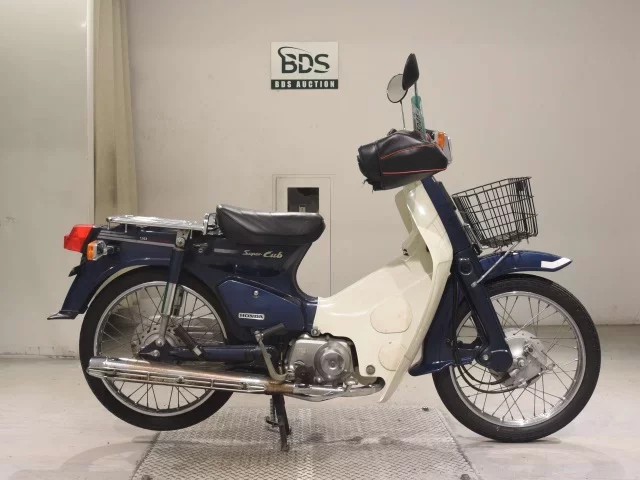 Honda C90