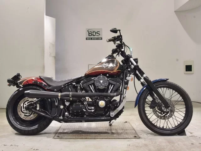 Harley-Davidson HARLEY FXSTD1450 лот № 2562 оценка 4  с аукциона в Японии