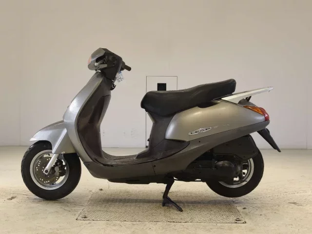 Honda LEAD 100