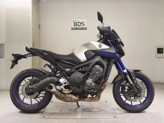 Yamaha MT-09A лот № 5060 оценка 5  с аукциона в Японии