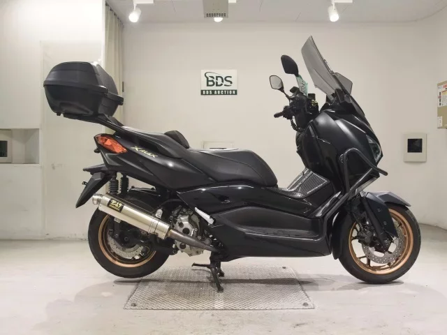 Yamaha X-MAX250-2 лот № 5024 оценка 5  с аукциона в Японии