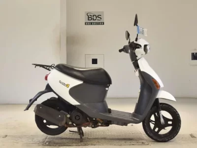 Suzuki LET S4