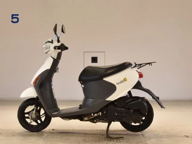 Suzuki LET S4