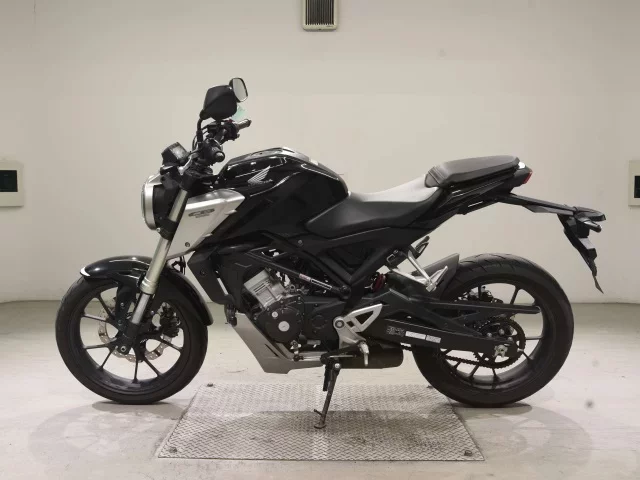 Honda CB125R