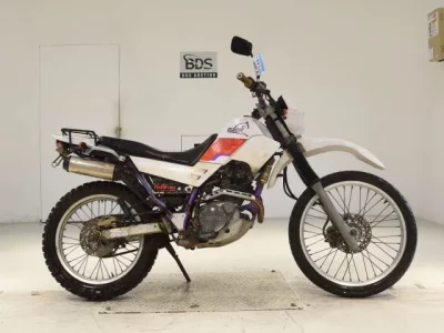 Yamaha SEROW 225W
