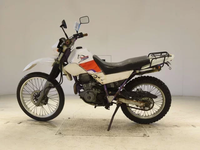 Yamaha SEROW 225W