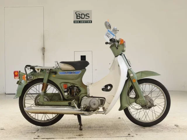 Honda C50