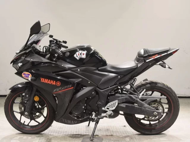Yamaha YZF-R25A