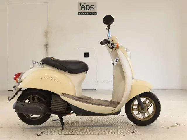 Honda CREA SCOOPY