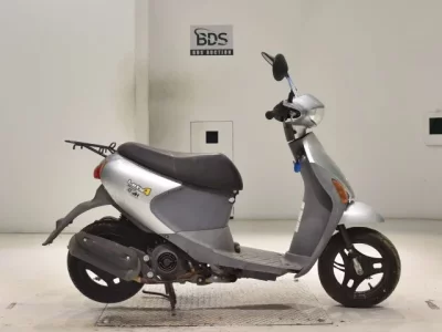 Suzuki LET S4