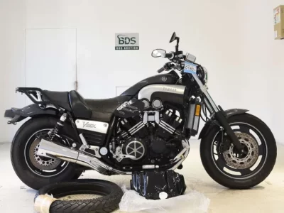 Yamaha V-MAX