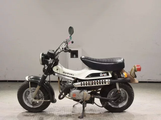 Suzuki RV50
