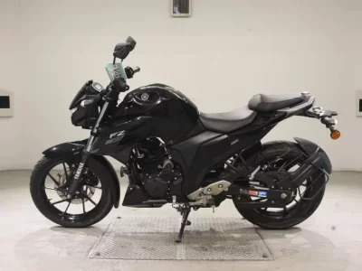 Yamaha FZ25