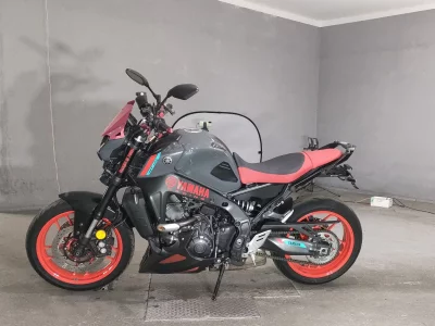 Yamaha MT-09 лот № 8120 оценка 4.5  с аукциона в Японии 2
