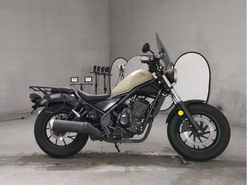 Honda REBEL лот № 7212 оценка 4  с аукциона в Японии
