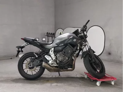 Yamaha MT-07 2015