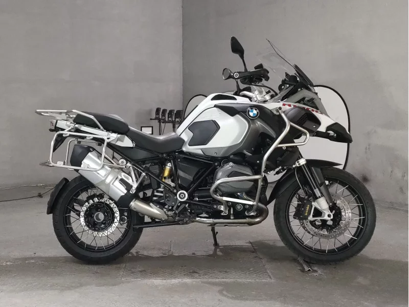 BMW  R1200GS ADVENTURE лот № 8245 оценка 4  с аукциона в Японии