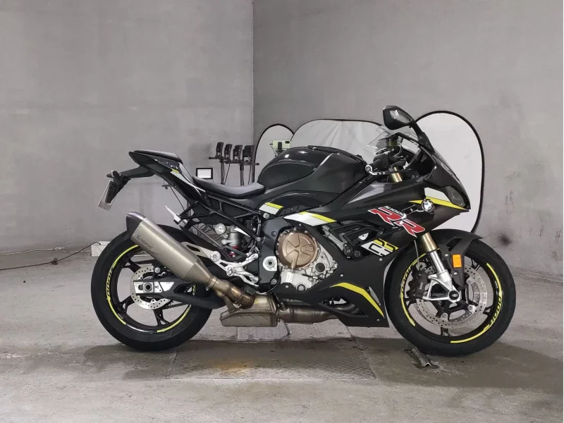 BMW  S1000RR лот № 8324 оценка 4  с аукциона в Японии