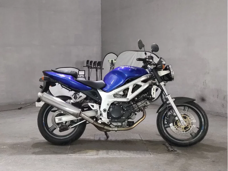 Suzuki SV400