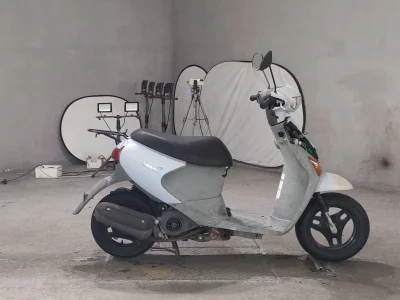 Suzuki LET S4