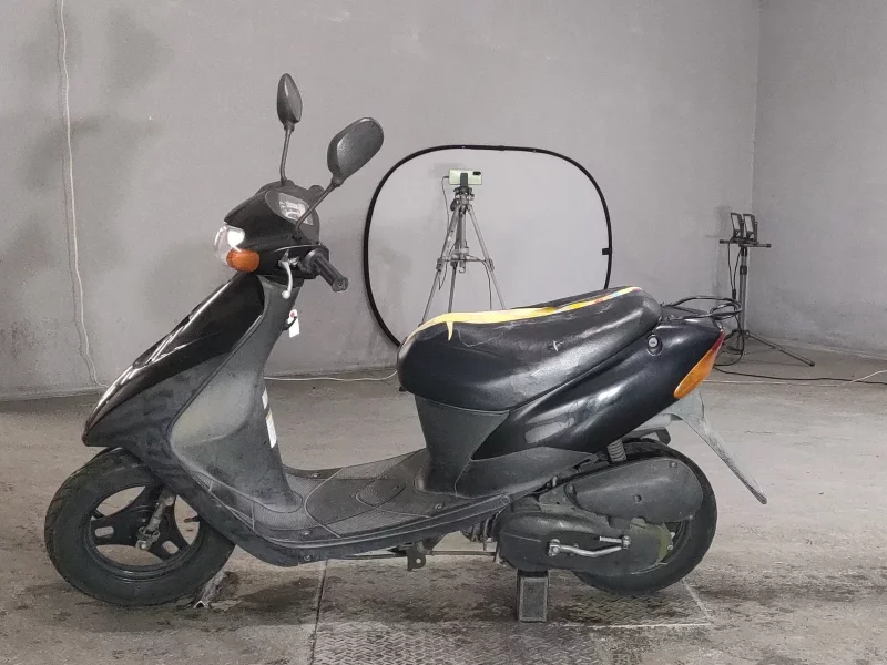 Suzuki LET S2