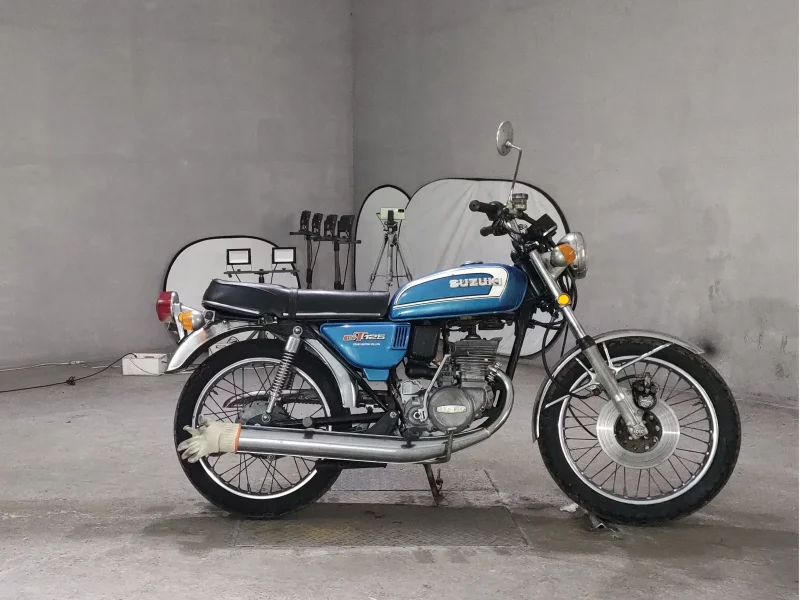 Suzuki GT125