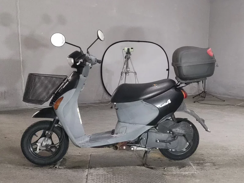 Suzuki LET S4