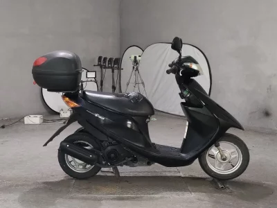 Suzuki ADDRESS V50