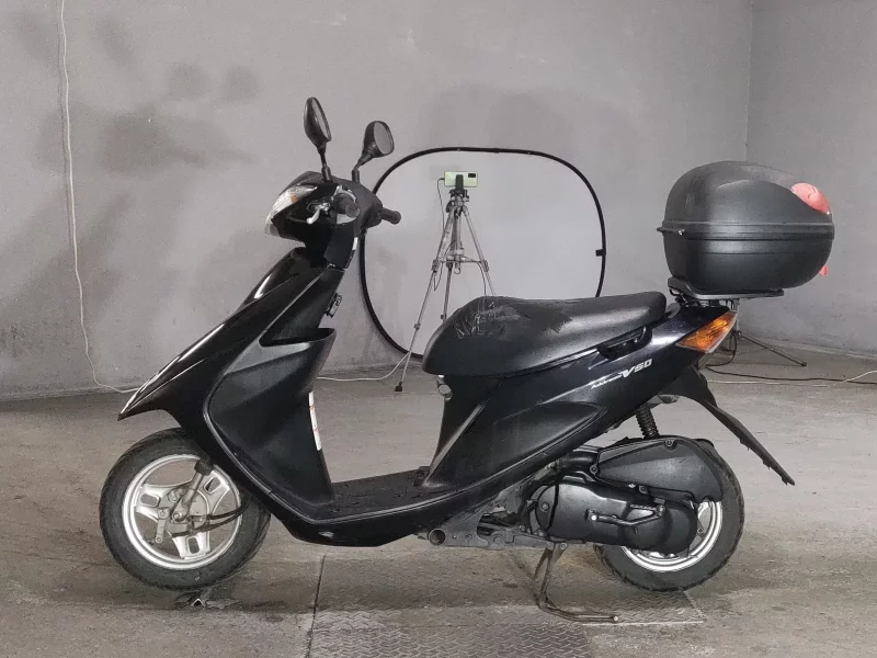 Suzuki ADDRESS V50