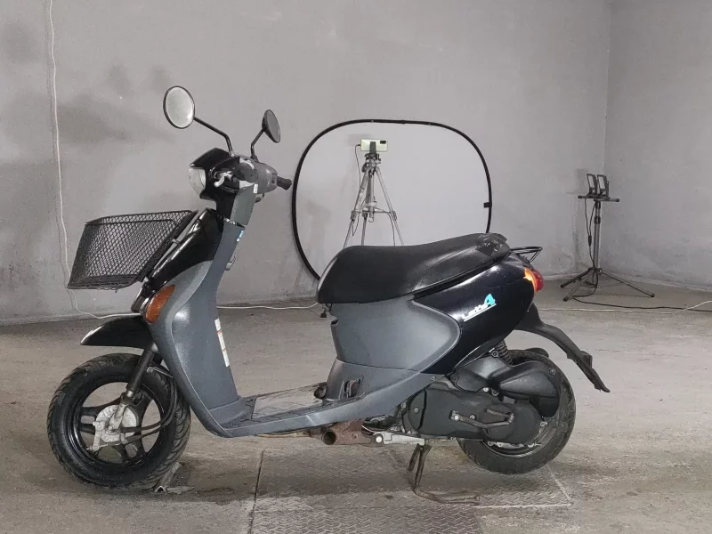 Suzuki LET S4