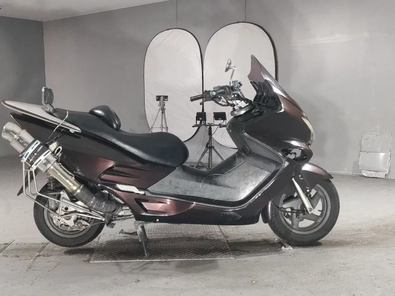 Honda FORZA