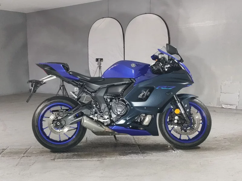 Yamaha YZF-R7