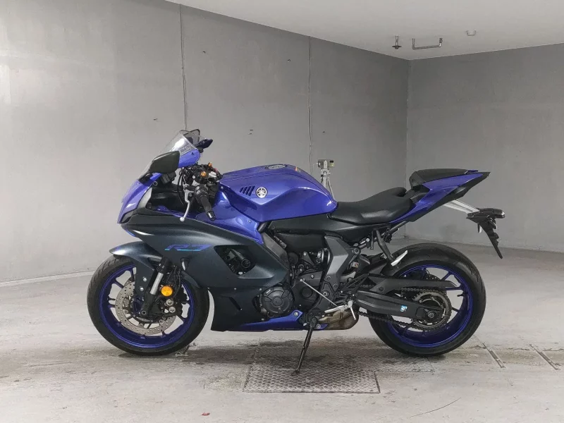 Yamaha YZF-R7