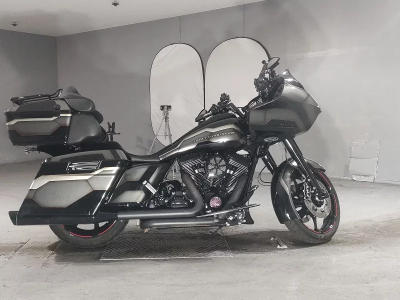 Harley-Davidson HARLEY FLTRX1580