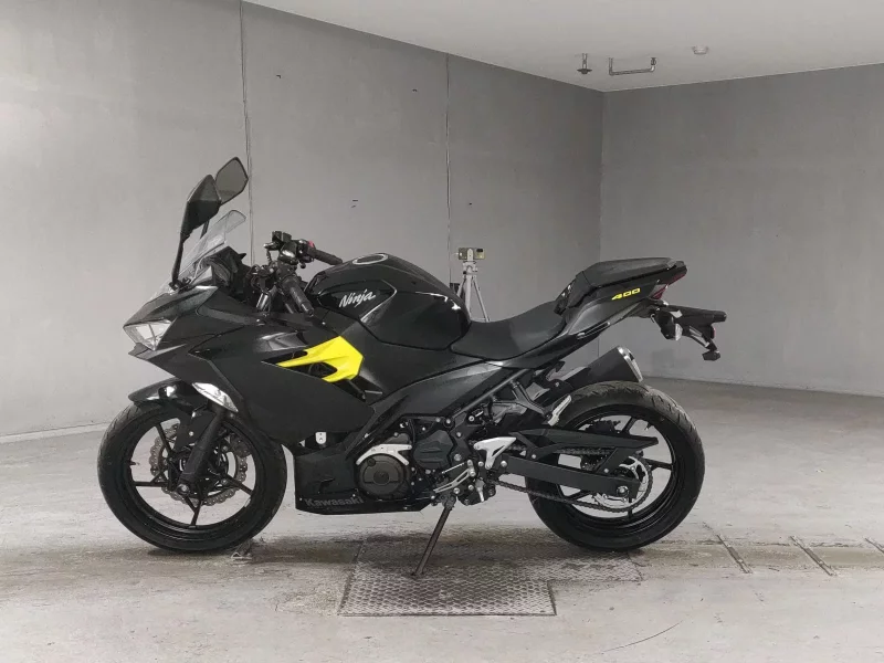 Kawasaki NINJA400