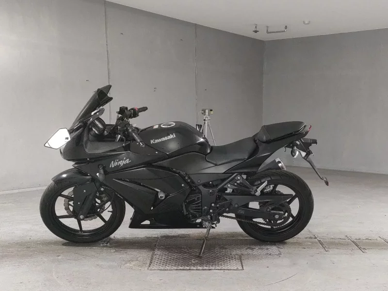 Kawasaki NINJA250R